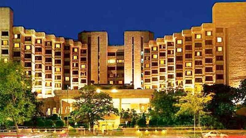 Delhi Escorts near Hotel Hyatt Regency